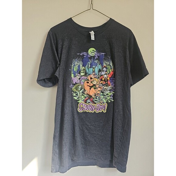 Women's L T-shirt Scooby-Doo and Shaggy Chased by Monsters Graphic Casual - Picture 1 of 3